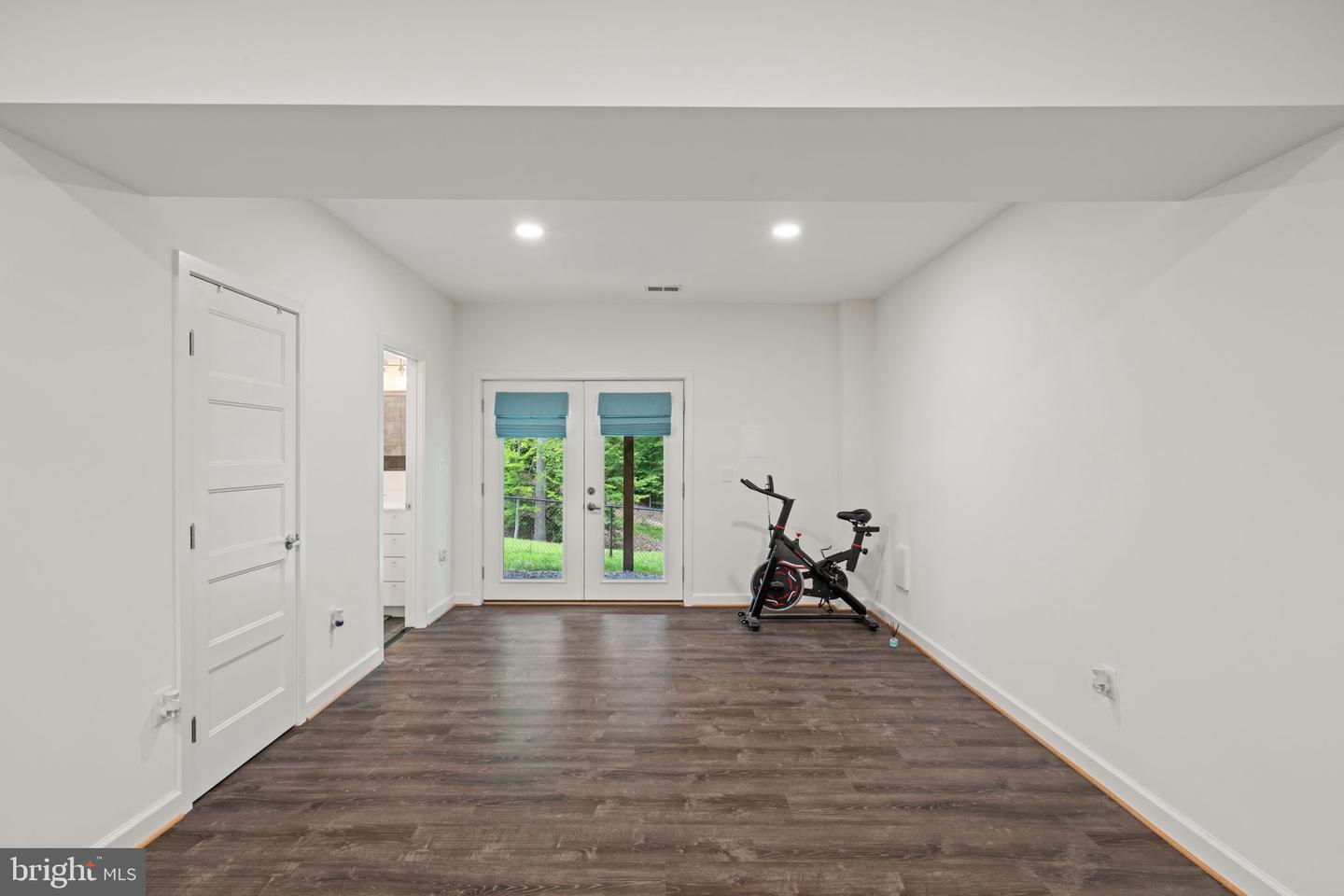 8032 COBB RD, MANASSAS, Virginia 20112, 5 Bedrooms Bedrooms, ,3 BathroomsBathrooms,Residential,For sale,8032 COBB RD,VAPW2093230 MLS # VAPW2093230