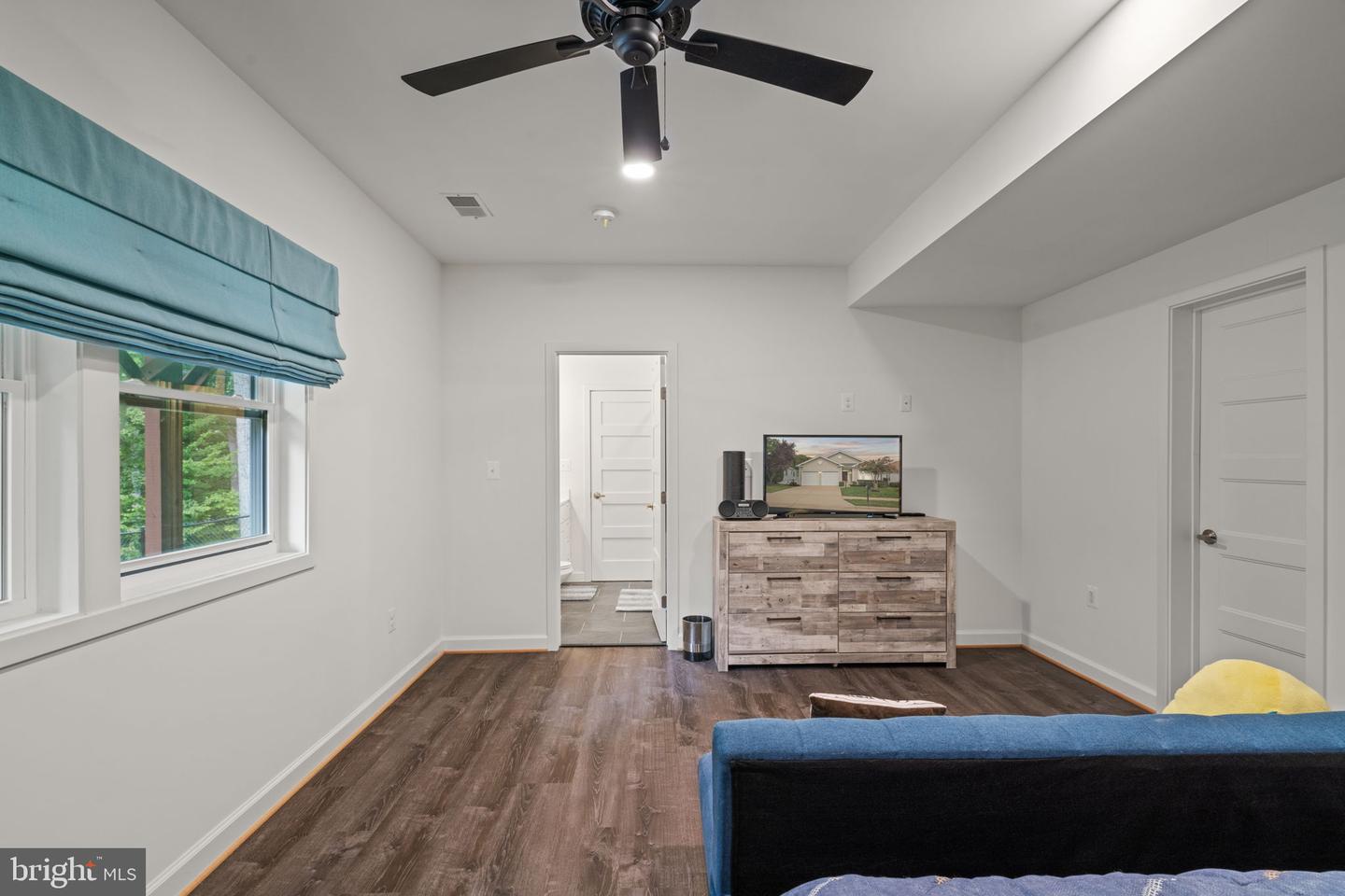 8032 COBB RD, MANASSAS, Virginia 20112, 5 Bedrooms Bedrooms, ,3 BathroomsBathrooms,Residential,For sale,8032 COBB RD,VAPW2093230 MLS # VAPW2093230