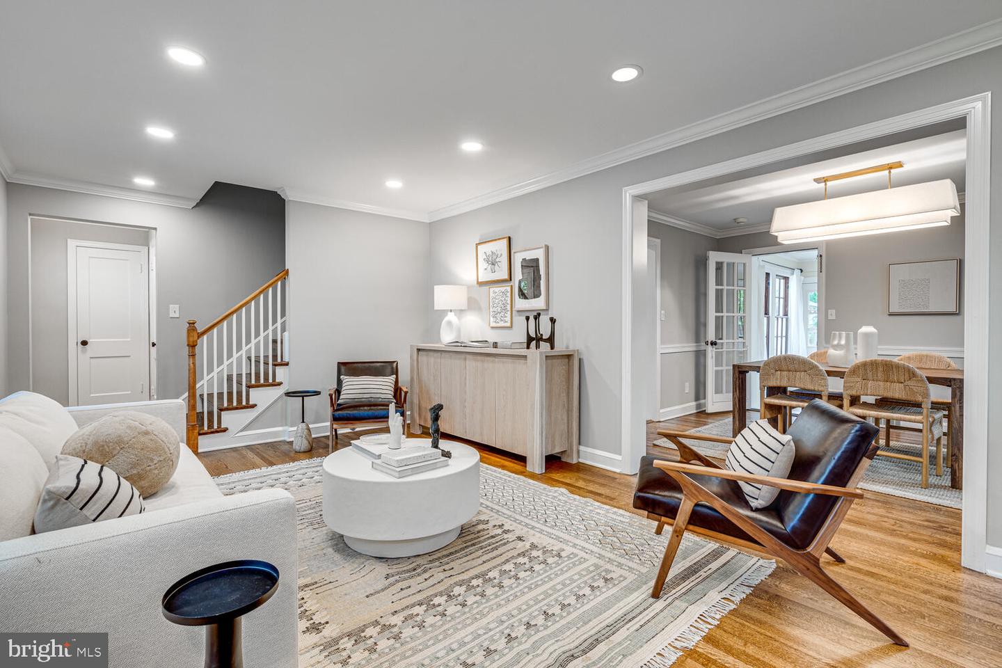704 GRAND VIEW DR, ALEXANDRIA, Virginia 22305, 3 Bedrooms Bedrooms, ,2 BathroomsBathrooms,Residential,For sale,704 GRAND VIEW DR,VAAX2044818 MLS # VAAX2044818