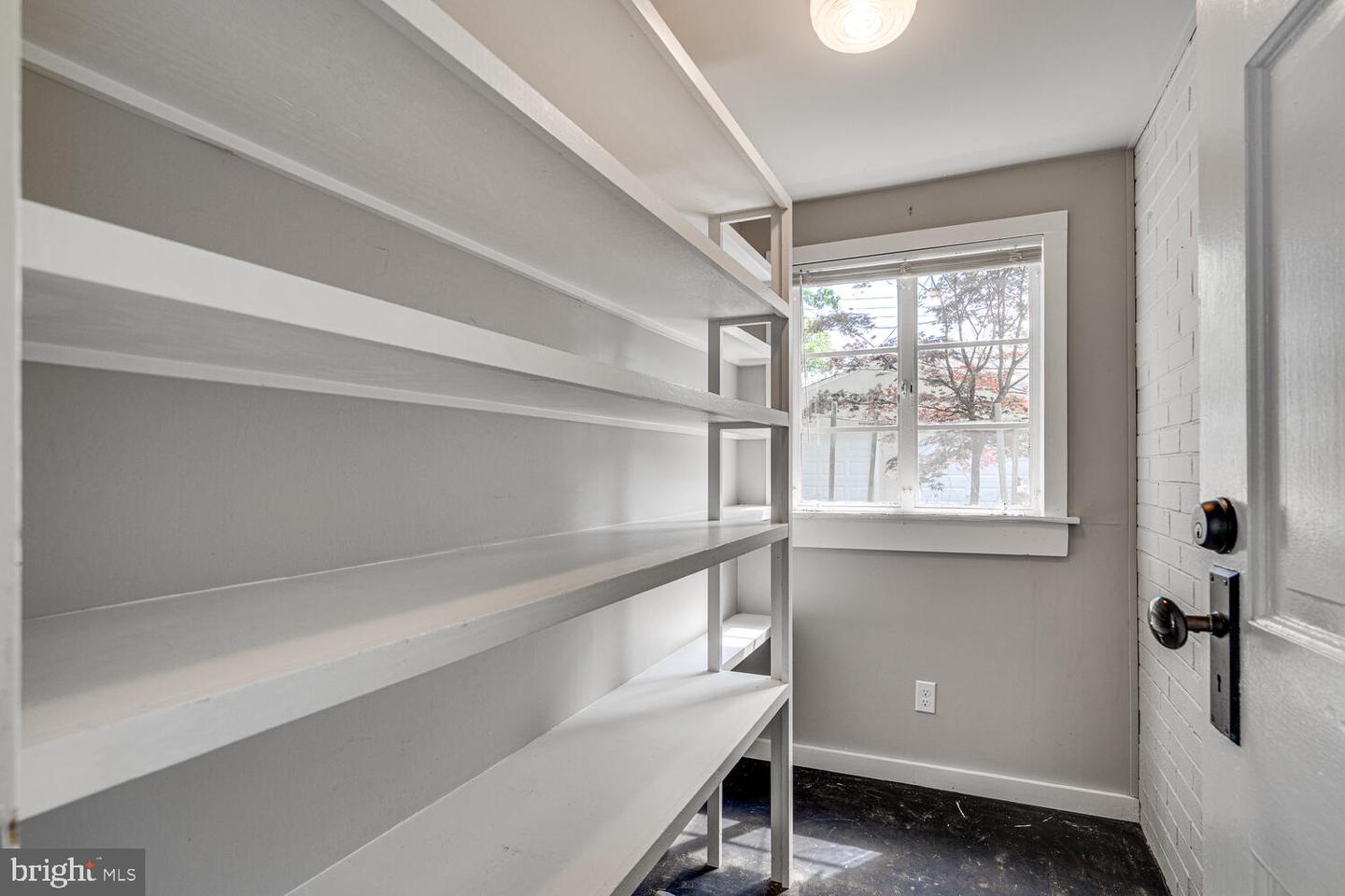 704 GRAND VIEW DR, ALEXANDRIA, Virginia 22305, 3 Bedrooms Bedrooms, ,2 BathroomsBathrooms,Residential,For sale,704 GRAND VIEW DR,VAAX2044818 MLS # VAAX2044818