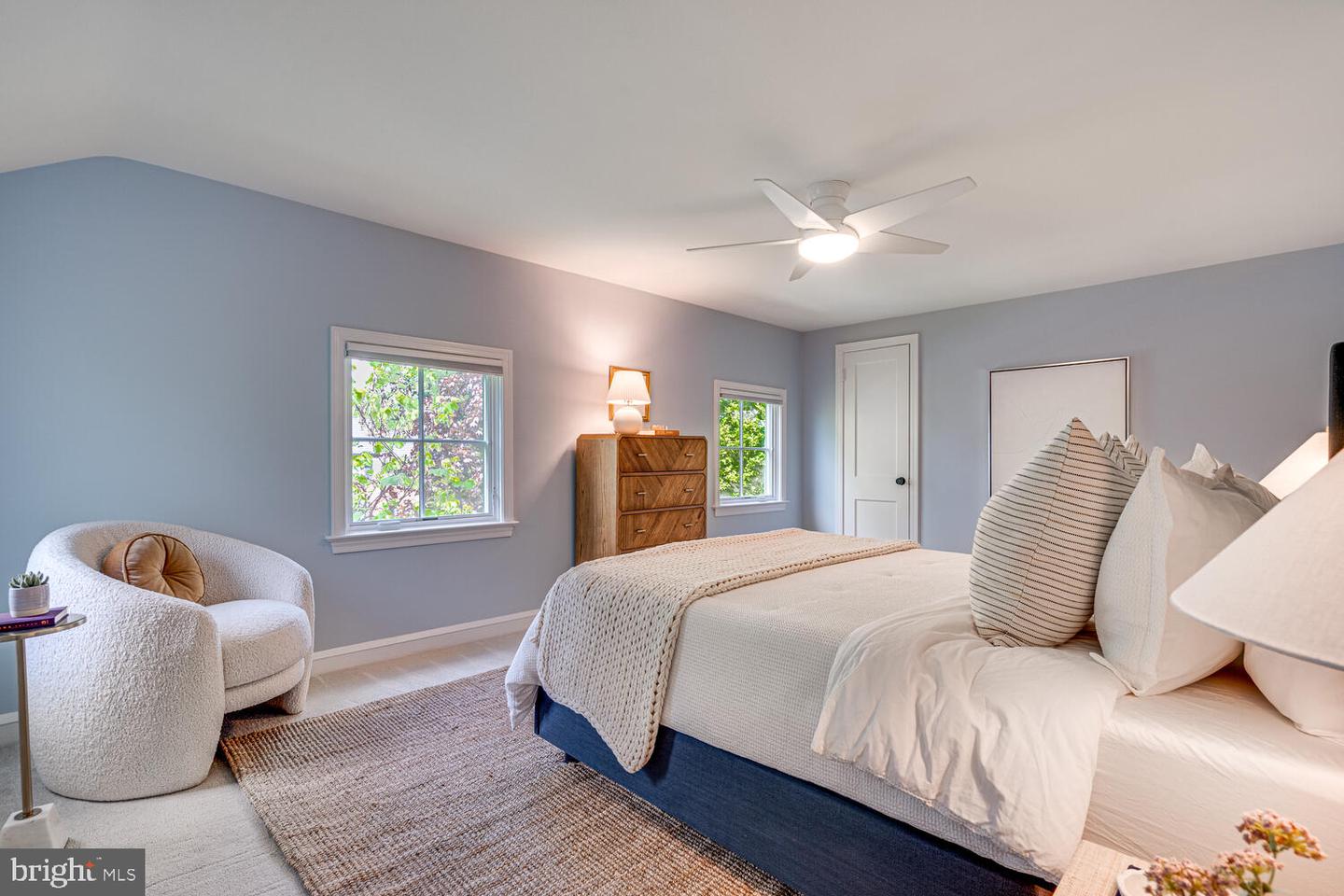 704 GRAND VIEW DR, ALEXANDRIA, Virginia 22305, 3 Bedrooms Bedrooms, ,2 BathroomsBathrooms,Residential,For sale,704 GRAND VIEW DR,VAAX2044818 MLS # VAAX2044818