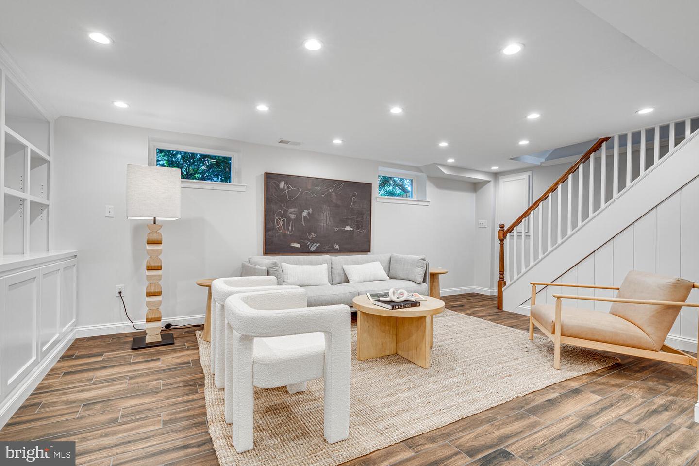 704 GRAND VIEW DR, ALEXANDRIA, Virginia 22305, 3 Bedrooms Bedrooms, ,2 BathroomsBathrooms,Residential,For sale,704 GRAND VIEW DR,VAAX2044818 MLS # VAAX2044818