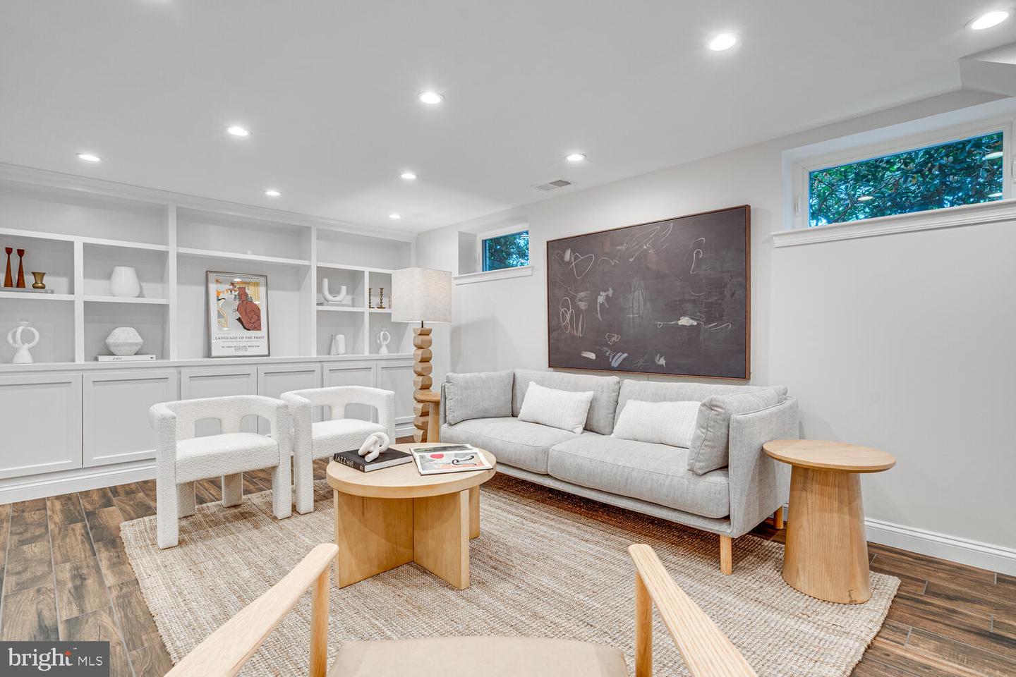 704 GRAND VIEW DR, ALEXANDRIA, Virginia 22305, 3 Bedrooms Bedrooms, ,2 BathroomsBathrooms,Residential,For sale,704 GRAND VIEW DR,VAAX2044818 MLS # VAAX2044818