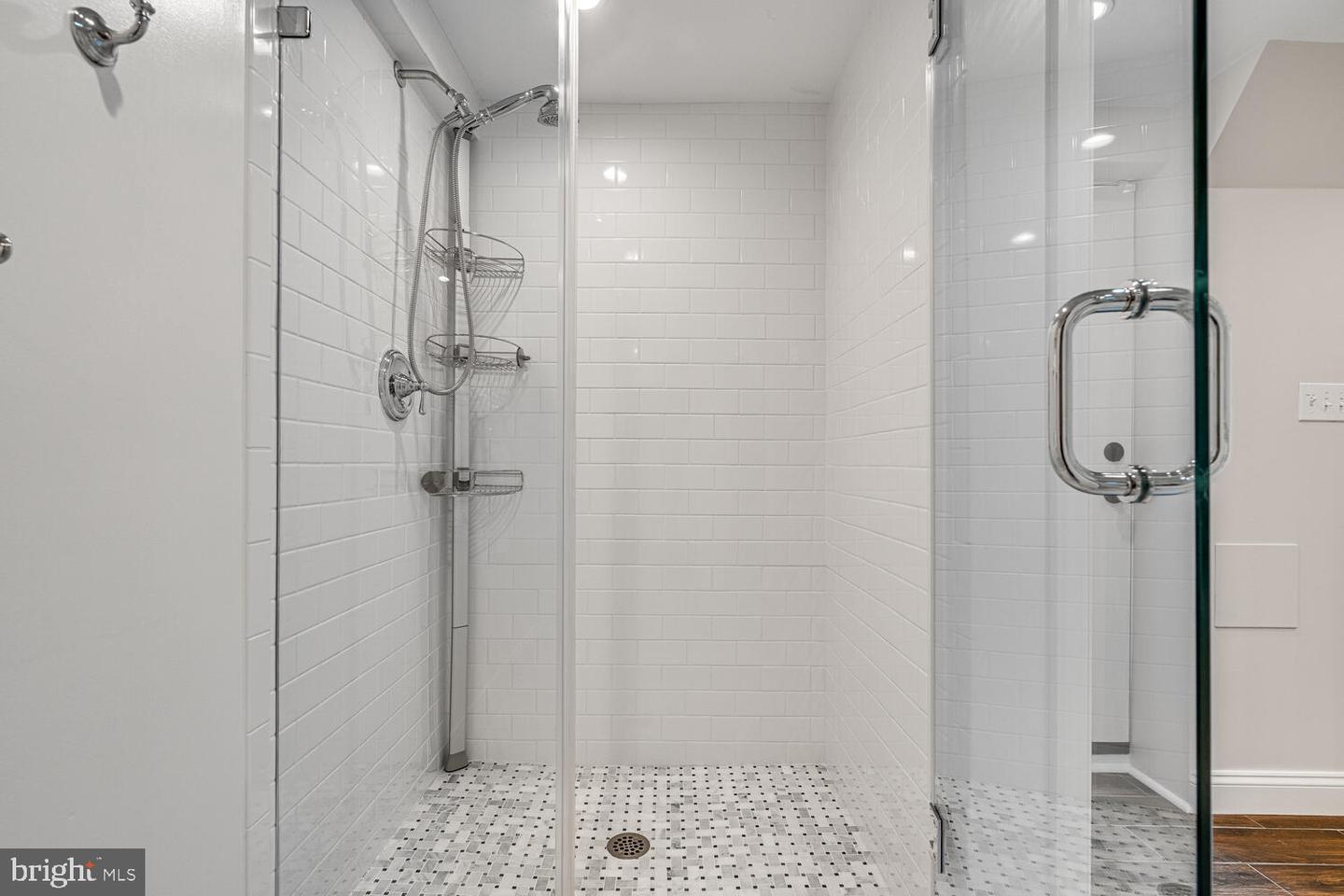 704 GRAND VIEW DR, ALEXANDRIA, Virginia 22305, 3 Bedrooms Bedrooms, ,2 BathroomsBathrooms,Residential,For sale,704 GRAND VIEW DR,VAAX2044818 MLS # VAAX2044818