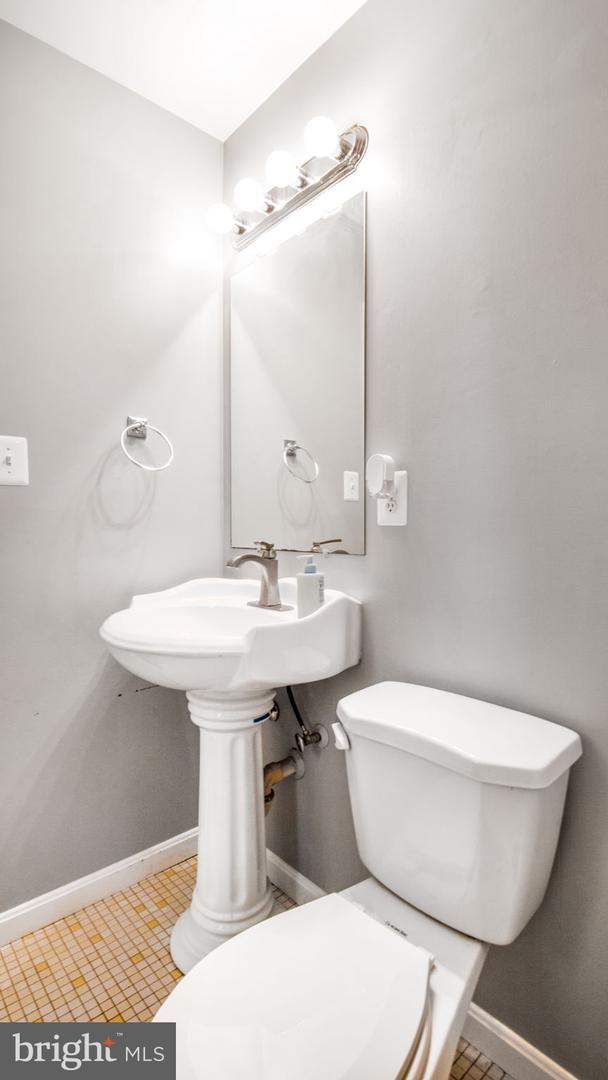 13537 DELANEY RD, WOODBRIDGE, Virginia 22193, 4 Bedrooms Bedrooms, ,3 BathroomsBathrooms,Residential,For sale,13537 DELANEY RD,VAPW2093420 MLS # VAPW2093420