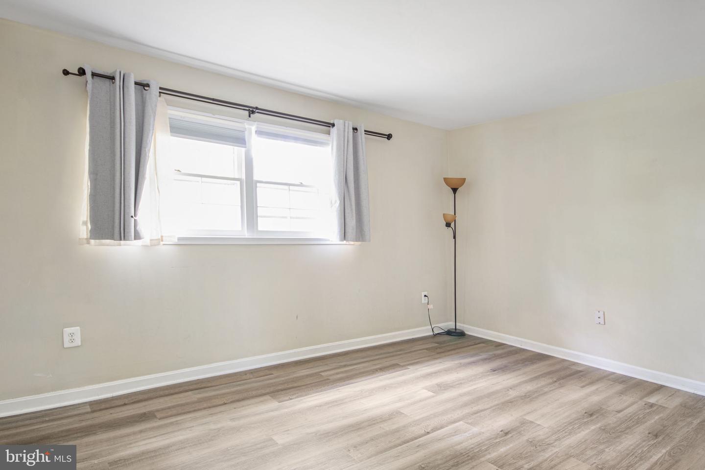 13537 DELANEY RD, WOODBRIDGE, Virginia 22193, 4 Bedrooms Bedrooms, ,3 BathroomsBathrooms,Residential,For sale,13537 DELANEY RD,VAPW2093420 MLS # VAPW2093420