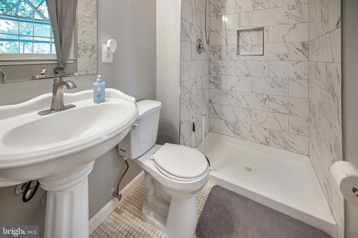 13537 DELANEY RD, WOODBRIDGE, Virginia 22193, 4 Bedrooms Bedrooms, ,3 BathroomsBathrooms,Residential,For sale,13537 DELANEY RD,VAPW2093420 MLS # VAPW2093420