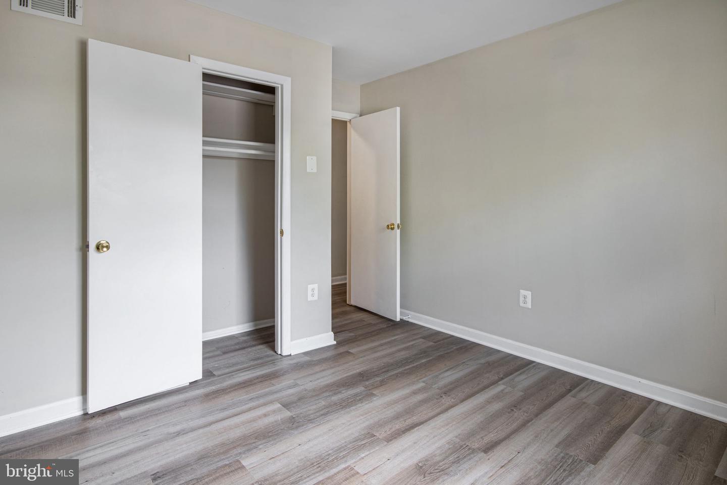 13537 DELANEY RD, WOODBRIDGE, Virginia 22193, 4 Bedrooms Bedrooms, ,3 BathroomsBathrooms,Residential,For sale,13537 DELANEY RD,VAPW2093420 MLS # VAPW2093420