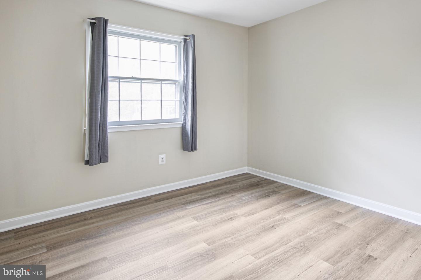 13537 DELANEY RD, WOODBRIDGE, Virginia 22193, 4 Bedrooms Bedrooms, ,3 BathroomsBathrooms,Residential,For sale,13537 DELANEY RD,VAPW2093420 MLS # VAPW2093420