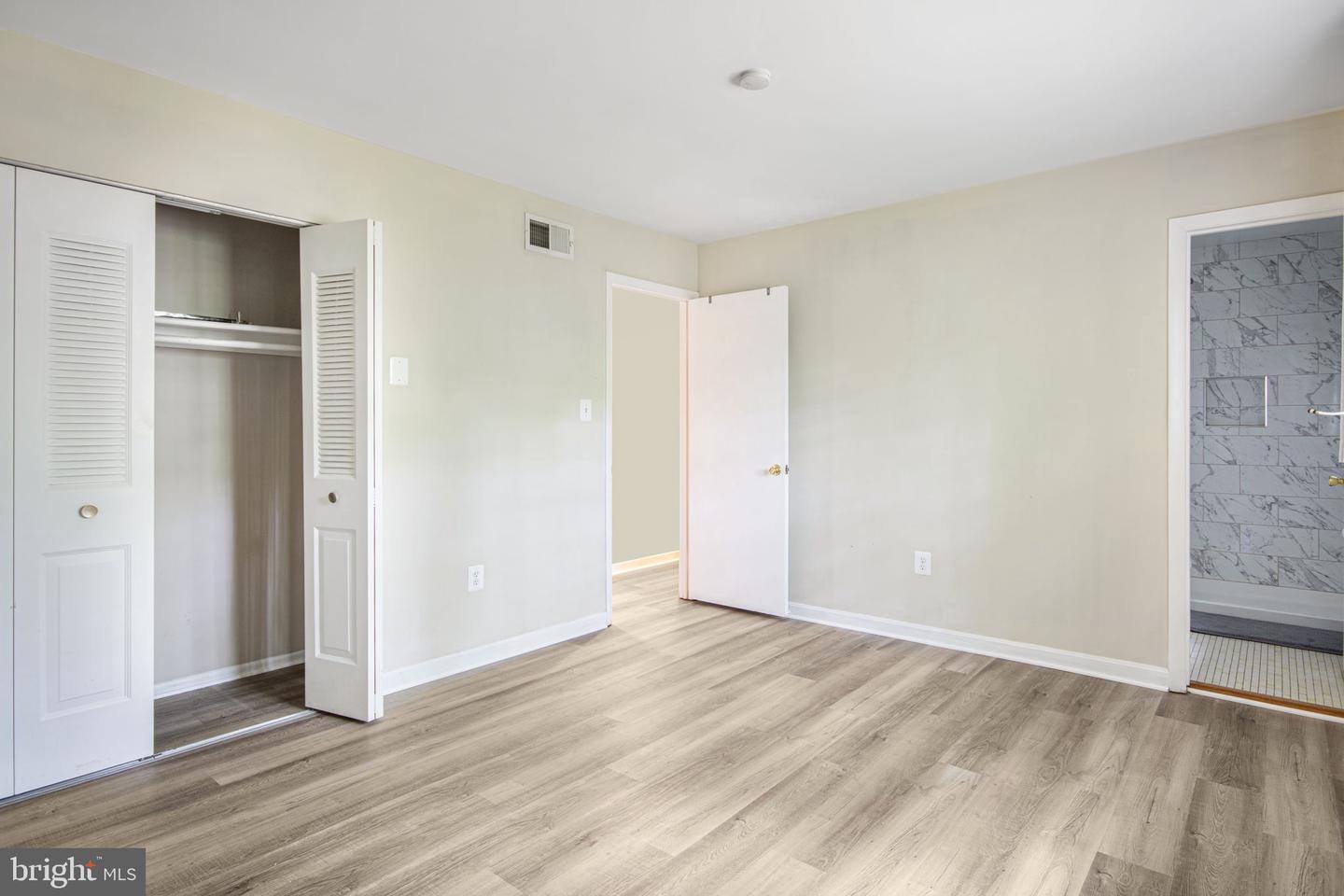 13537 DELANEY RD, WOODBRIDGE, Virginia 22193, 4 Bedrooms Bedrooms, ,3 BathroomsBathrooms,Residential,For sale,13537 DELANEY RD,VAPW2093420 MLS # VAPW2093420
