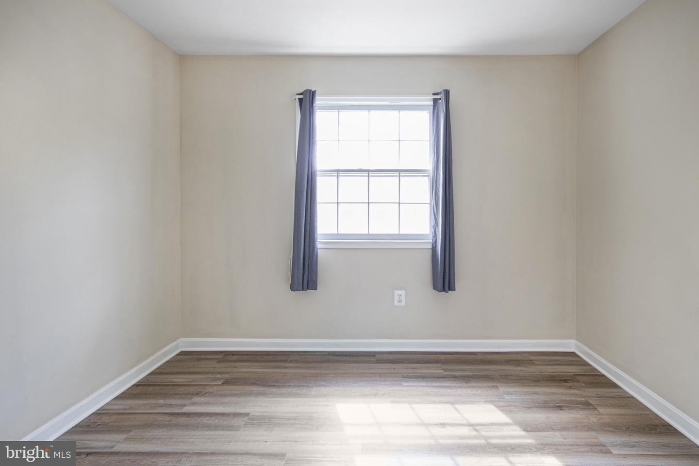 13537 DELANEY RD, WOODBRIDGE, Virginia 22193, 4 Bedrooms Bedrooms, ,3 BathroomsBathrooms,Residential,For sale,13537 DELANEY RD,VAPW2093420 MLS # VAPW2093420