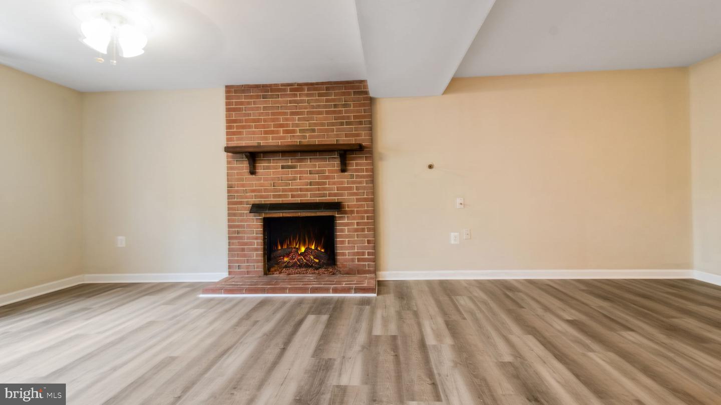 13537 DELANEY RD, WOODBRIDGE, Virginia 22193, 4 Bedrooms Bedrooms, ,3 BathroomsBathrooms,Residential,For sale,13537 DELANEY RD,VAPW2093420 MLS # VAPW2093420