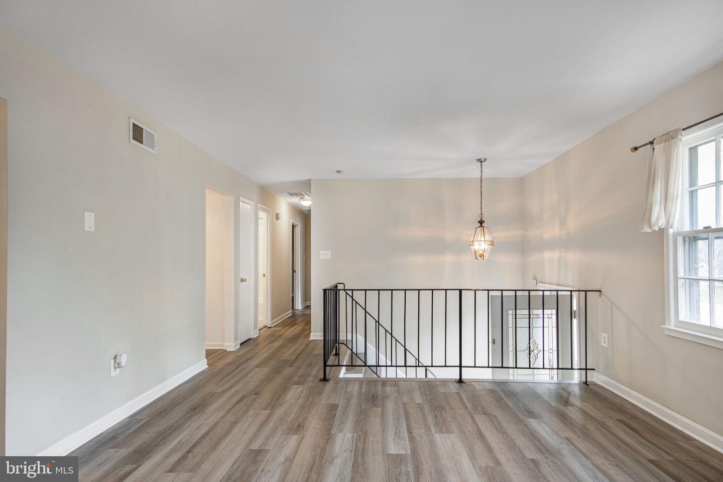 13537 DELANEY RD, WOODBRIDGE, Virginia 22193, 4 Bedrooms Bedrooms, ,3 BathroomsBathrooms,Residential,For sale,13537 DELANEY RD,VAPW2093420 MLS # VAPW2093420