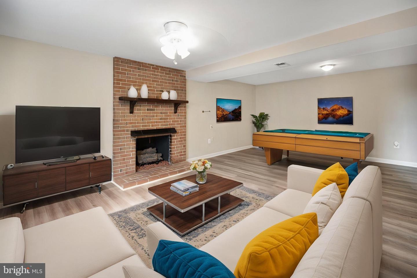 13537 DELANEY RD, WOODBRIDGE, Virginia 22193, 4 Bedrooms Bedrooms, ,3 BathroomsBathrooms,Residential,For sale,13537 DELANEY RD,VAPW2093420 MLS # VAPW2093420
