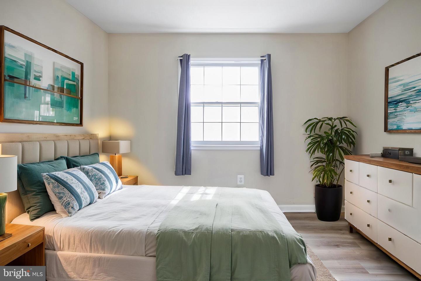 13537 DELANEY RD, WOODBRIDGE, Virginia 22193, 4 Bedrooms Bedrooms, ,3 BathroomsBathrooms,Residential,For sale,13537 DELANEY RD,VAPW2093420 MLS # VAPW2093420
