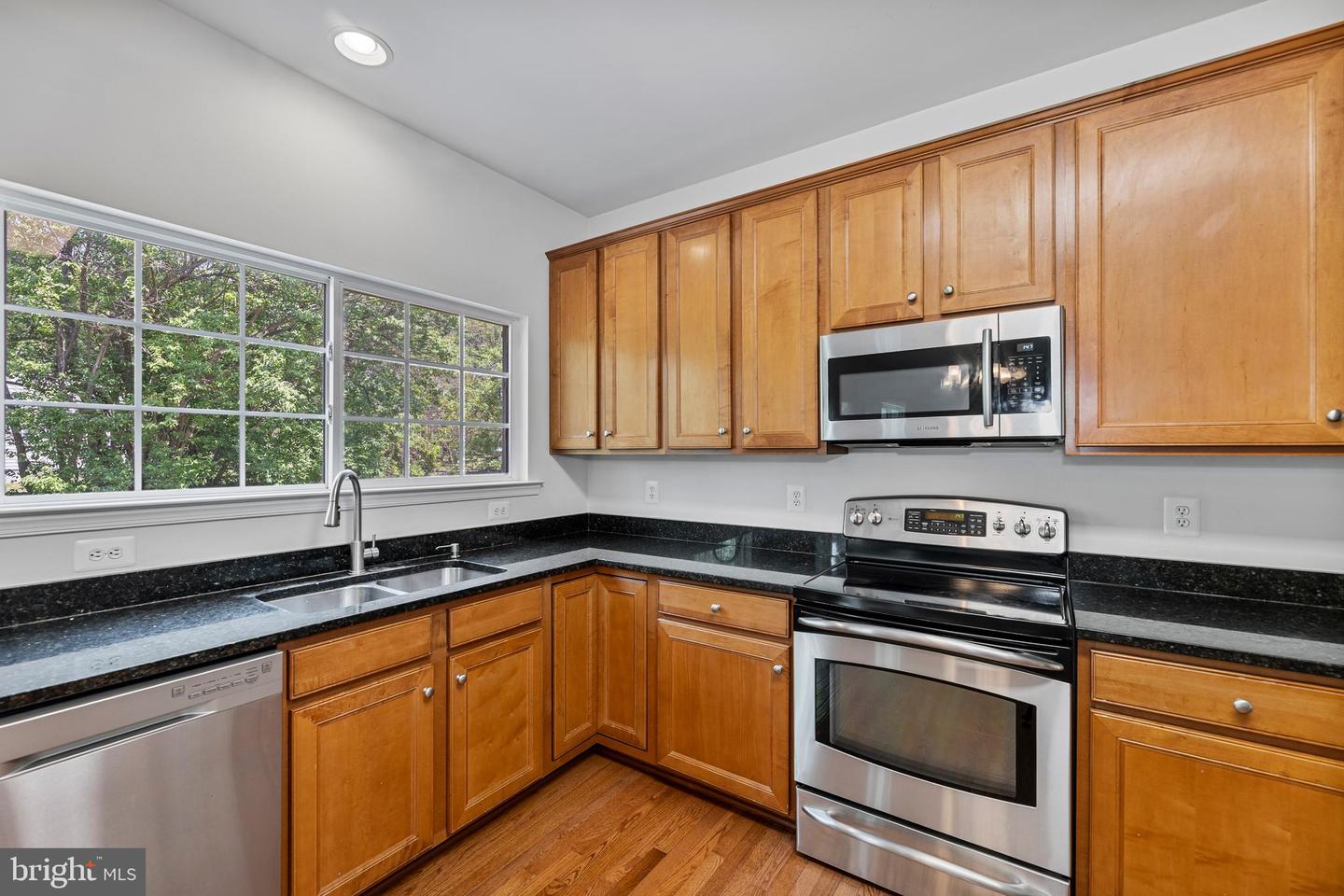 136 ROSEVILLE CT, BOYCE, Virginia 22620, 5 Bedrooms Bedrooms, ,4 BathroomsBathrooms,Residential,For sale,136 ROSEVILLE CT,VACL2003670 MLS # VACL2003670