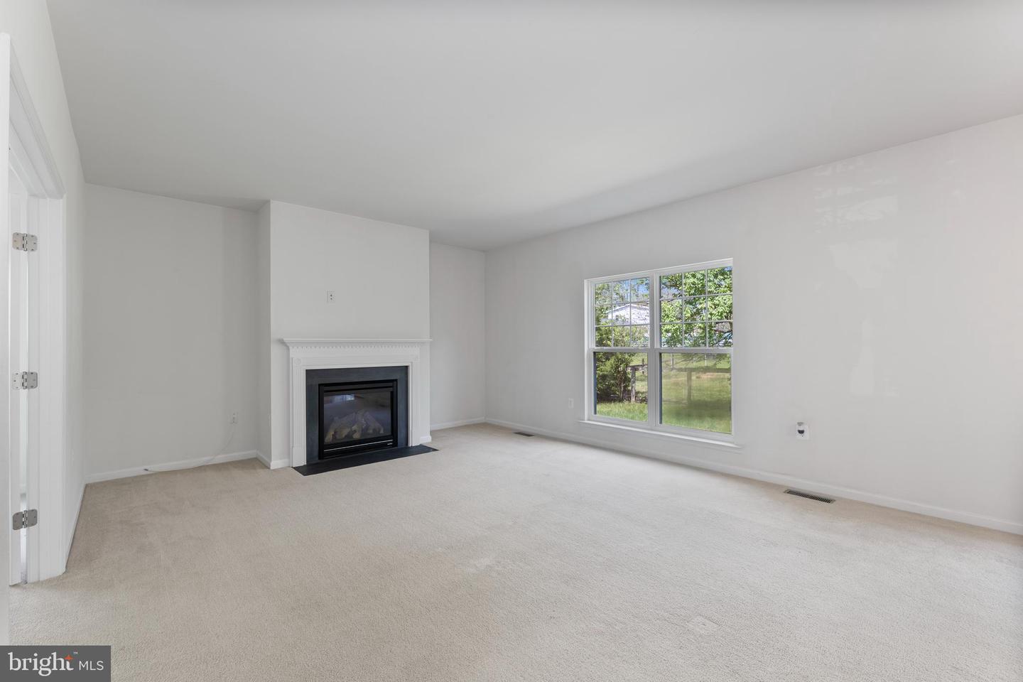 136 ROSEVILLE CT, BOYCE, Virginia 22620, 5 Bedrooms Bedrooms, ,4 BathroomsBathrooms,Residential,For sale,136 ROSEVILLE CT,VACL2003670 MLS # VACL2003670