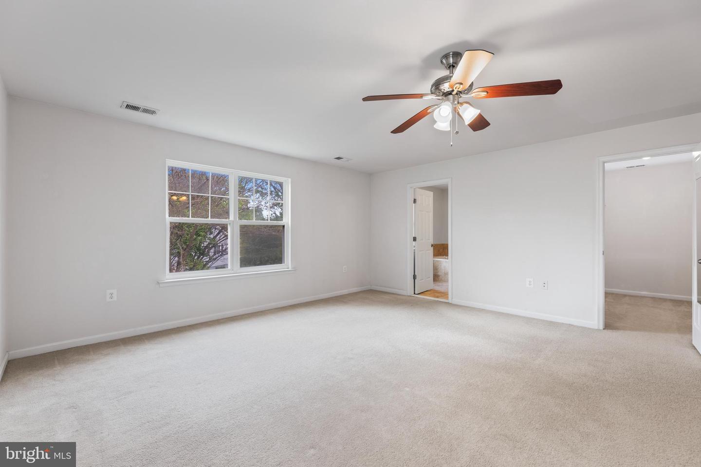 136 ROSEVILLE CT, BOYCE, Virginia 22620, 5 Bedrooms Bedrooms, ,4 BathroomsBathrooms,Residential,For sale,136 ROSEVILLE CT,VACL2003670 MLS # VACL2003670