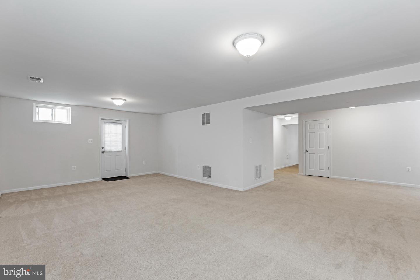 136 ROSEVILLE CT, BOYCE, Virginia 22620, 5 Bedrooms Bedrooms, ,4 BathroomsBathrooms,Residential,For sale,136 ROSEVILLE CT,VACL2003670 MLS # VACL2003670