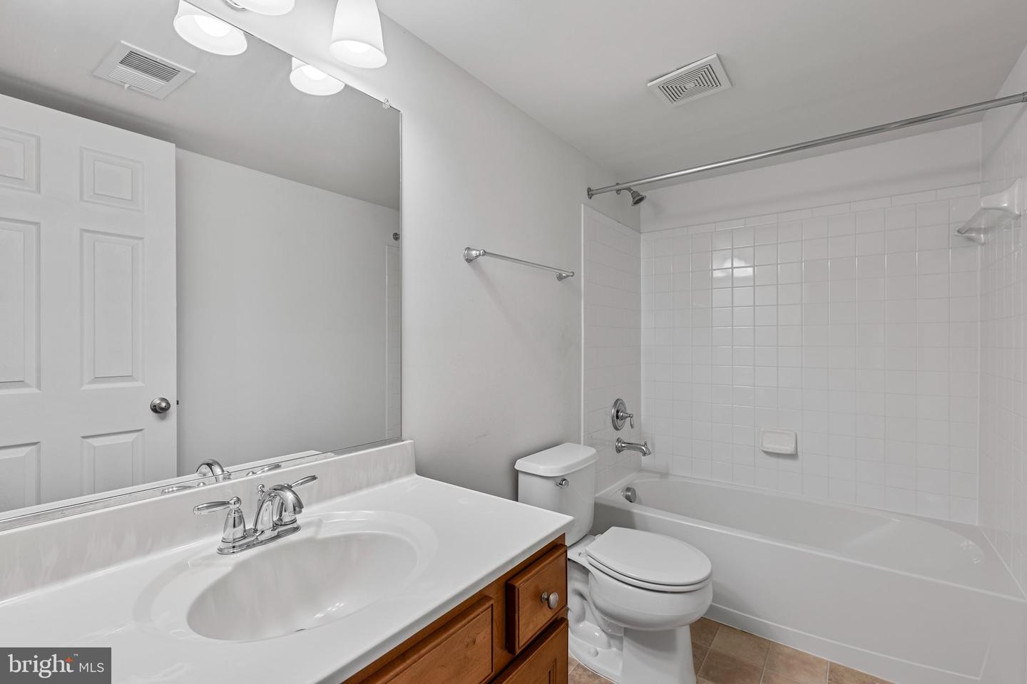 136 ROSEVILLE CT, BOYCE, Virginia 22620, 5 Bedrooms Bedrooms, ,4 BathroomsBathrooms,Residential,For sale,136 ROSEVILLE CT,VACL2003670 MLS # VACL2003670