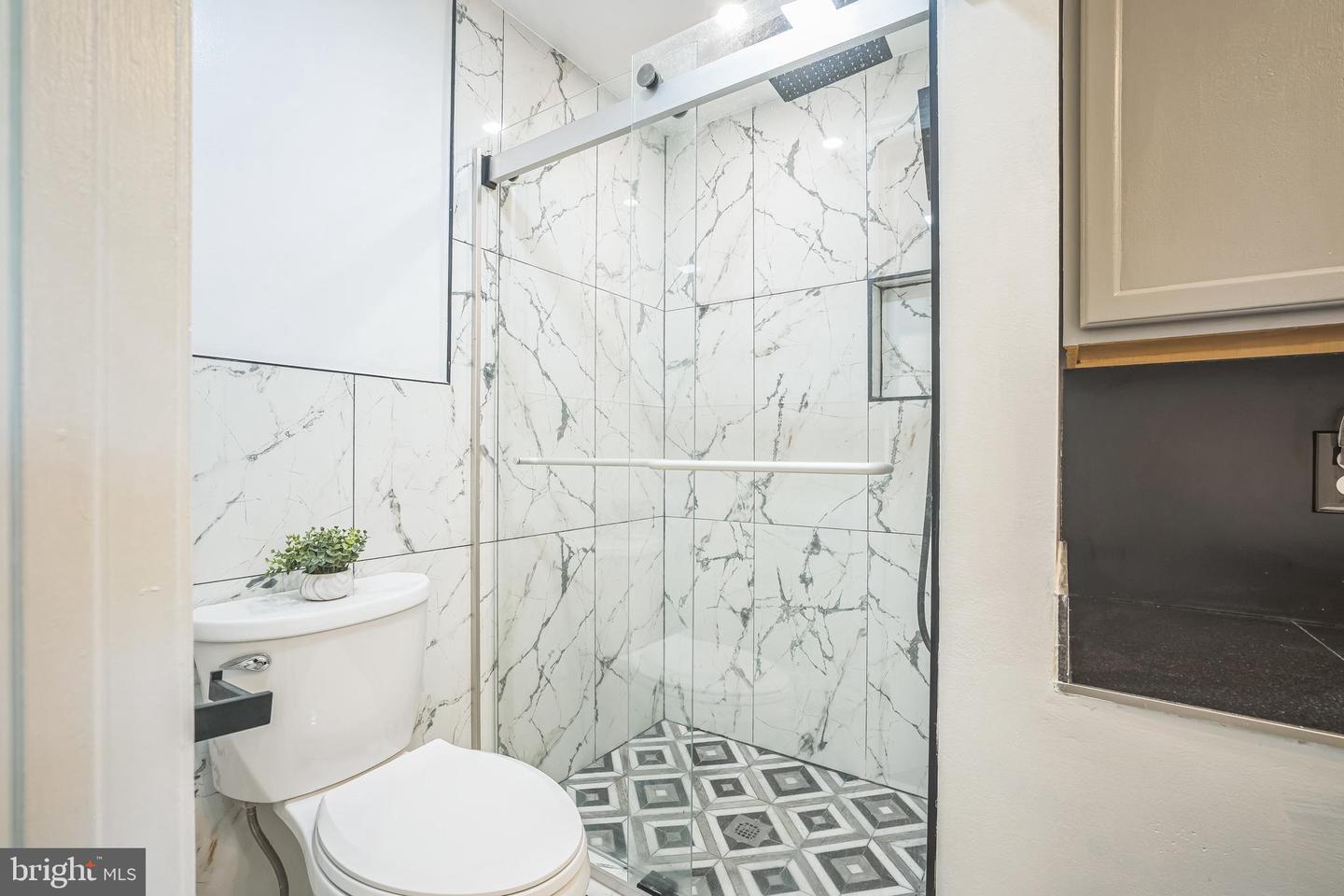 4311 BIRCHLAKE CT, ALEXANDRIA, Virginia 22309, 4 Bedrooms Bedrooms, ,3 BathroomsBathrooms,Residential,For sale,4311 BIRCHLAKE CT,VAFX2238022 MLS # VAFX2238022