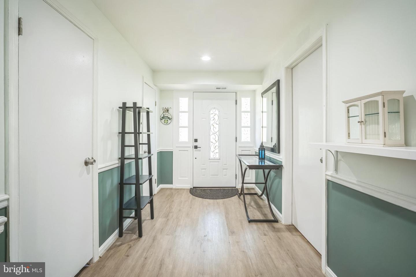 4311 BIRCHLAKE CT, ALEXANDRIA, Virginia 22309, 4 Bedrooms Bedrooms, ,3 BathroomsBathrooms,Residential,For sale,4311 BIRCHLAKE CT,VAFX2238022 MLS # VAFX2238022
