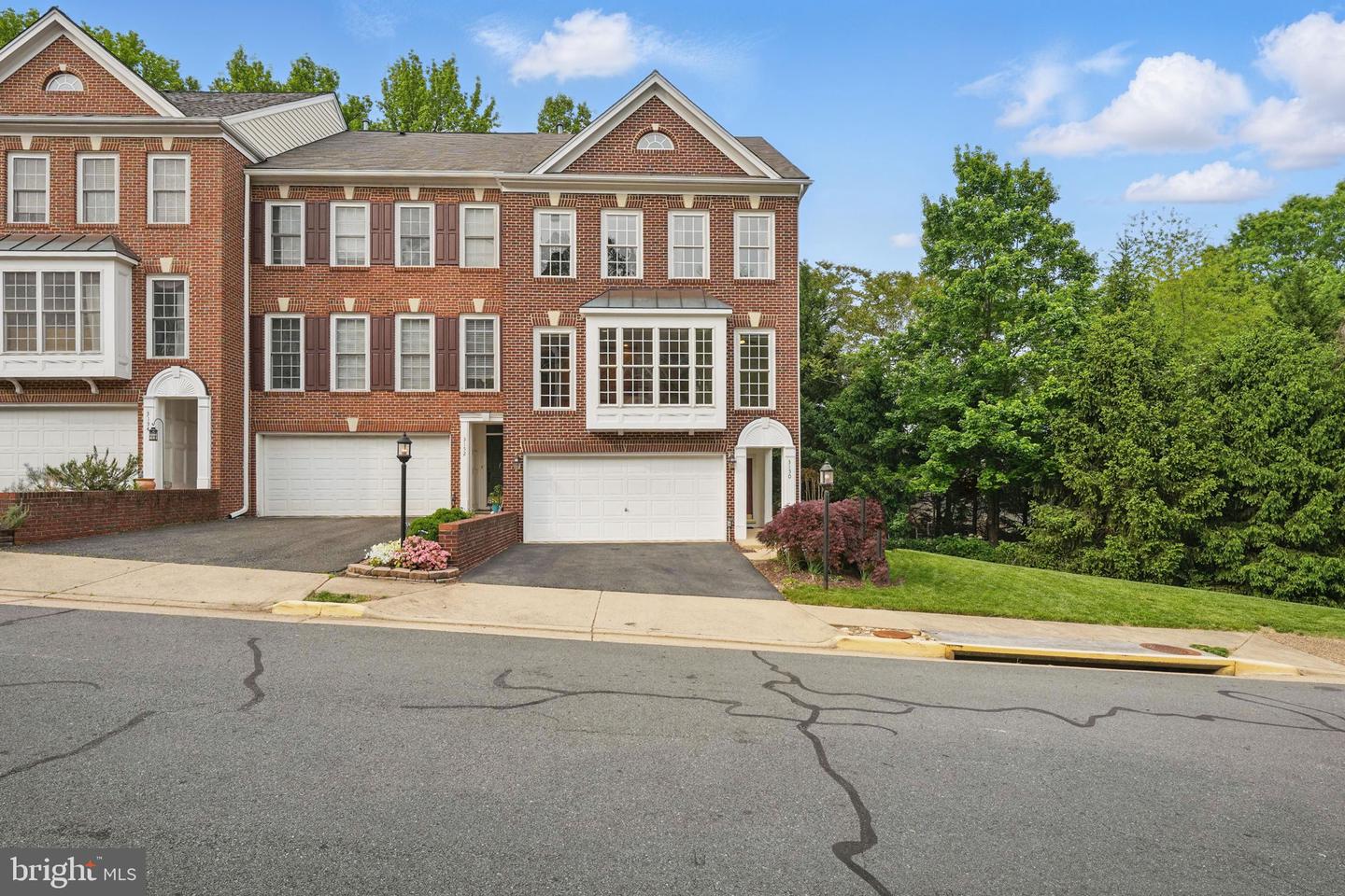 3150 GROVEHURST PL, ALEXANDRIA, Virginia 22310, 3 Bedrooms Bedrooms, ,2 BathroomsBathrooms,Residential,For sale,3150 GROVEHURST PL,VAFX2237546 MLS # VAFX2237546