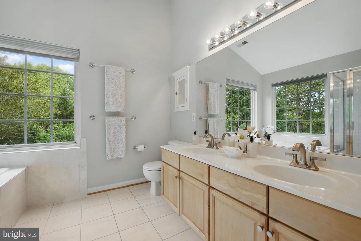 3150 GROVEHURST PL, ALEXANDRIA, Virginia 22310, 3 Bedrooms Bedrooms, ,2 BathroomsBathrooms,Residential,For sale,3150 GROVEHURST PL,VAFX2237546 MLS # VAFX2237546