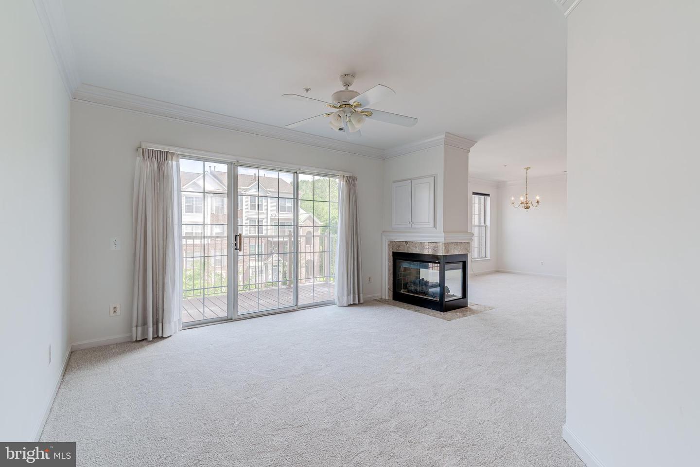 4104 OXFORD LN #304, FAIRFAX, Virginia 22030, 2 Bedrooms Bedrooms, ,2 BathroomsBathrooms,Residential,For sale,4104 OXFORD LN #304,VAFC2006230 MLS # VAFC2006230