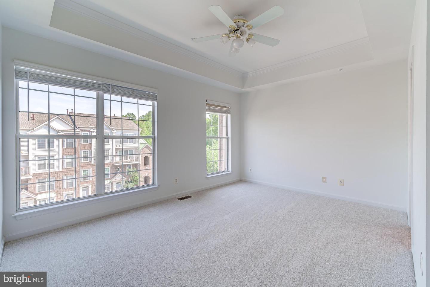 4104 OXFORD LN #304, FAIRFAX, Virginia 22030, 2 Bedrooms Bedrooms, ,2 BathroomsBathrooms,Residential,For sale,4104 OXFORD LN #304,VAFC2006230 MLS # VAFC2006230