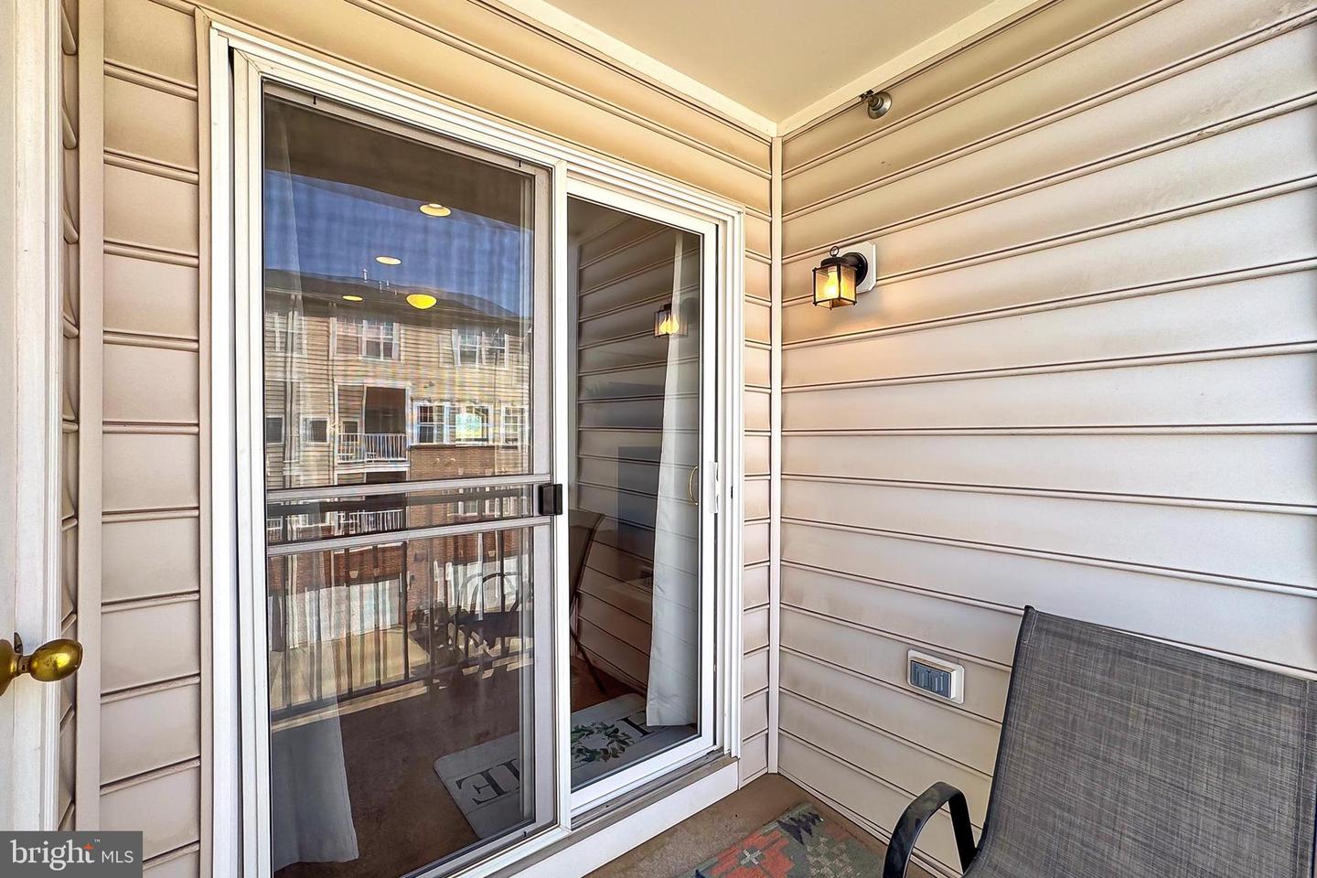 15414 ROSEMONT MANOR DR, HAYMARKET, Virginia 20169, 3 Bedrooms Bedrooms, 8 Rooms Rooms,2 BathroomsBathrooms,Residential,For sale,15414 ROSEMONT MANOR DR,VAPW2093408 MLS # VAPW2093408