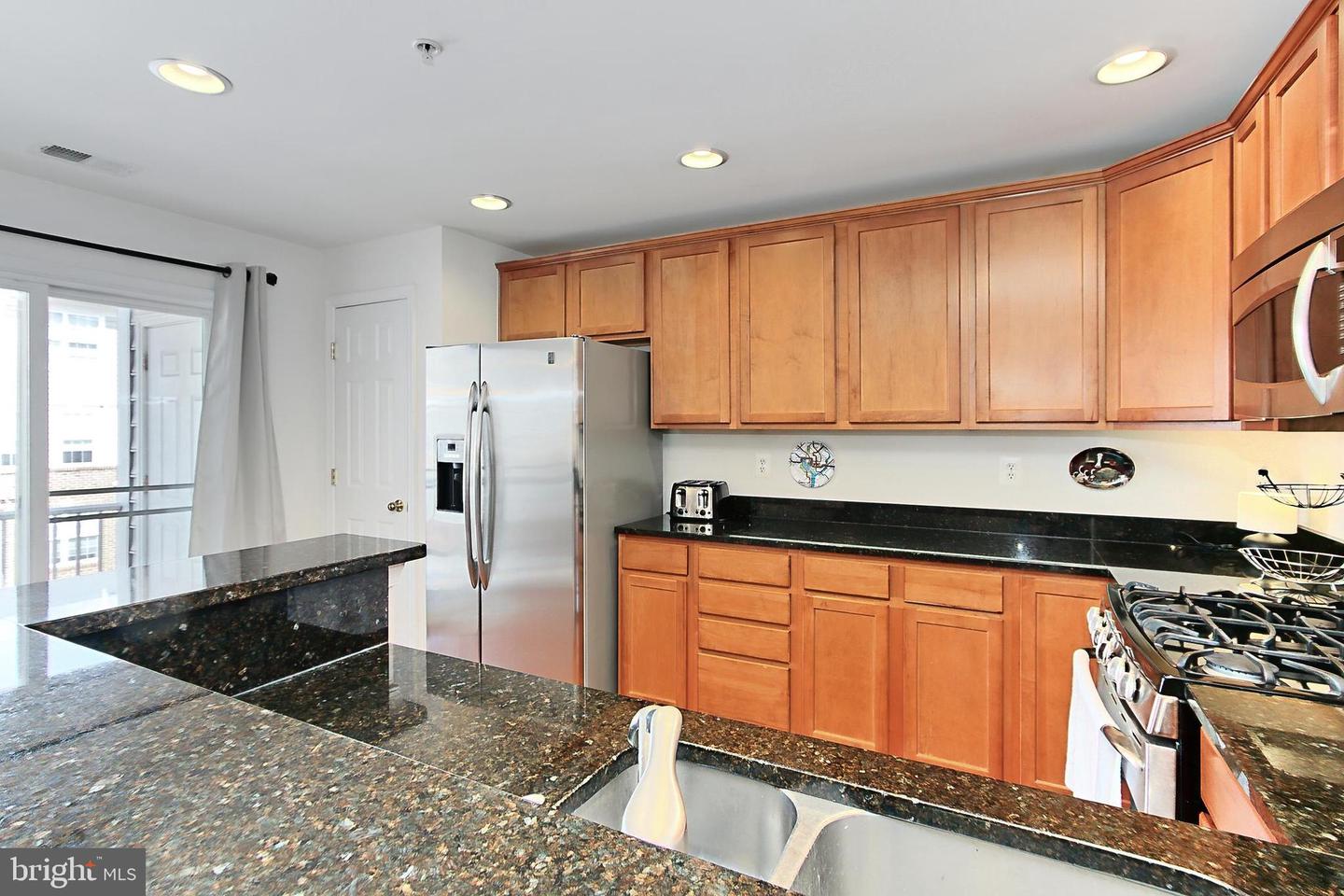 15414 ROSEMONT MANOR DR, HAYMARKET, Virginia 20169, 3 Bedrooms Bedrooms, 8 Rooms Rooms,2 BathroomsBathrooms,Residential,For sale,15414 ROSEMONT MANOR DR,VAPW2093408 MLS # VAPW2093408