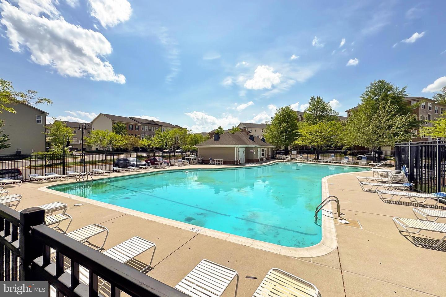 15414 ROSEMONT MANOR DR, HAYMARKET, Virginia 20169, 3 Bedrooms Bedrooms, 8 Rooms Rooms,2 BathroomsBathrooms,Residential,For sale,15414 ROSEMONT MANOR DR,VAPW2093408 MLS # VAPW2093408