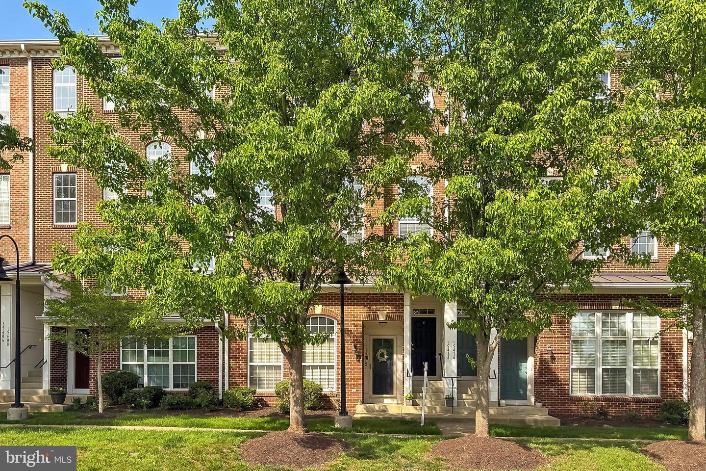 15414 ROSEMONT MANOR DR, HAYMARKET, Virginia 20169, 3 Bedrooms Bedrooms, 8 Rooms Rooms,2 BathroomsBathrooms,Residential,For sale,15414 ROSEMONT MANOR DR,VAPW2093408 MLS # VAPW2093408