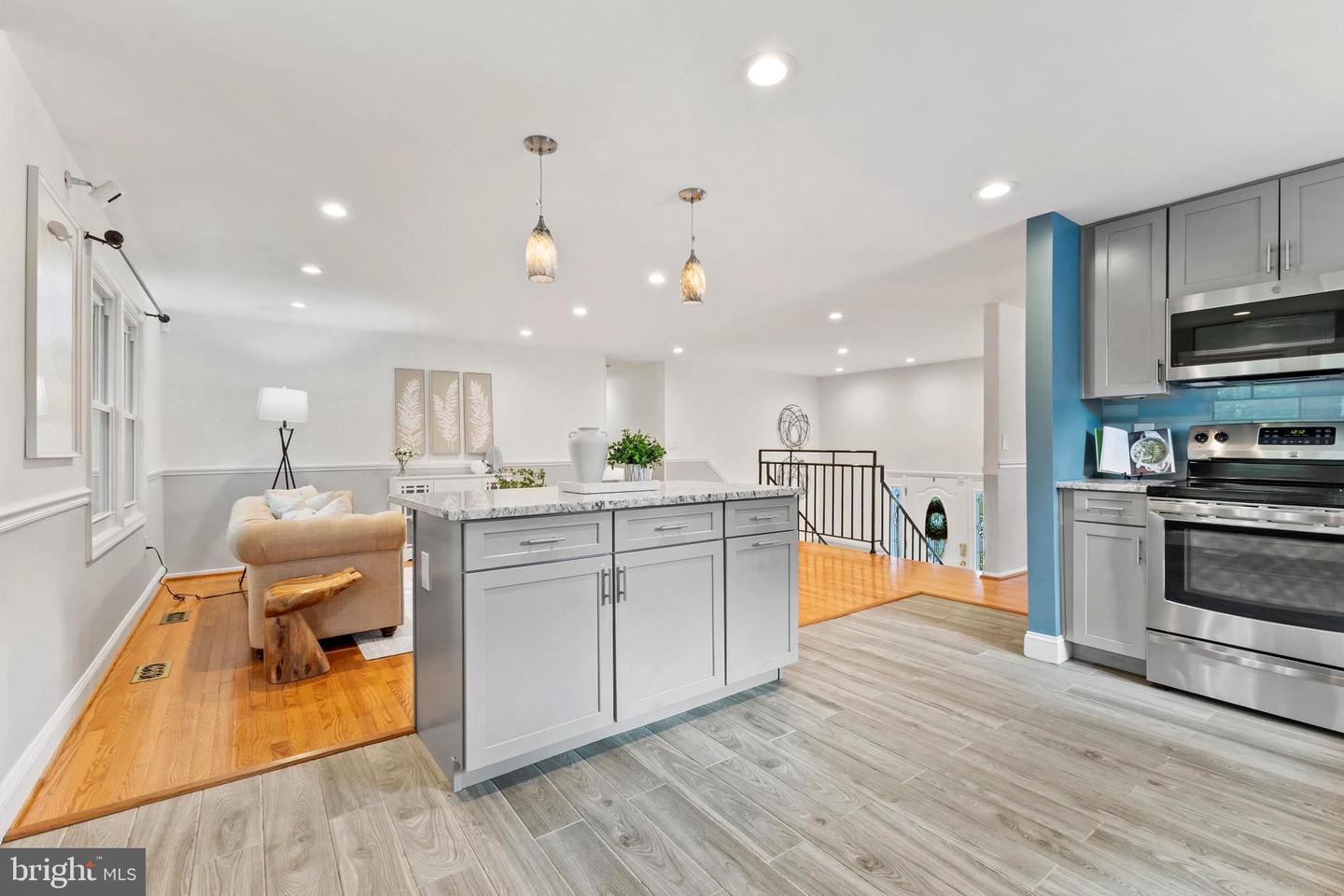 9506 BURNING BRANCH RD, BURKE, Virginia 22015, 4 Bedrooms Bedrooms, ,3 BathroomsBathrooms,Residential,For sale,9506 BURNING BRANCH RD,VAFX2237624 MLS # VAFX2237624