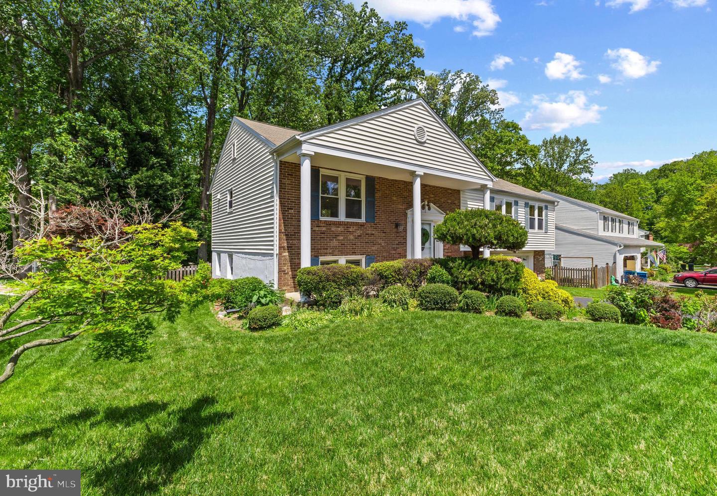 9506 BURNING BRANCH RD, BURKE, Virginia 22015, 4 Bedrooms Bedrooms, ,3 BathroomsBathrooms,Residential,For sale,9506 BURNING BRANCH RD,VAFX2237624 MLS # VAFX2237624