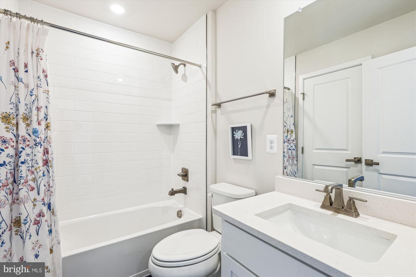 6832 GENERAL DAVIS NW, WASHINGTON, District Of Columbia 20012, 4 Bedrooms Bedrooms, ,4 BathroomsBathrooms,Residential,For sale,6832 GENERAL DAVIS NW,DCDC2169642 MLS # DCDC2169642