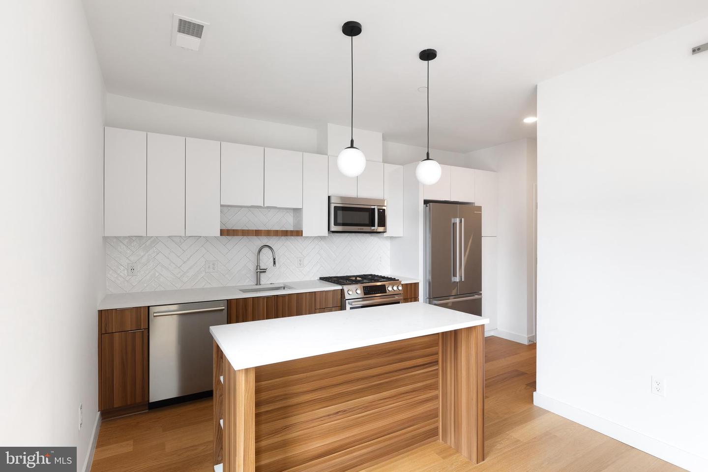 7175 12TH ST NW #601, WASHINGTON, District Of Columbia 20011, 1 Bedroom Bedrooms, ,1 BathroomBathrooms,Residential,For sale,7175 12TH ST NW #601,DCDC2187440 MLS # DCDC2187440