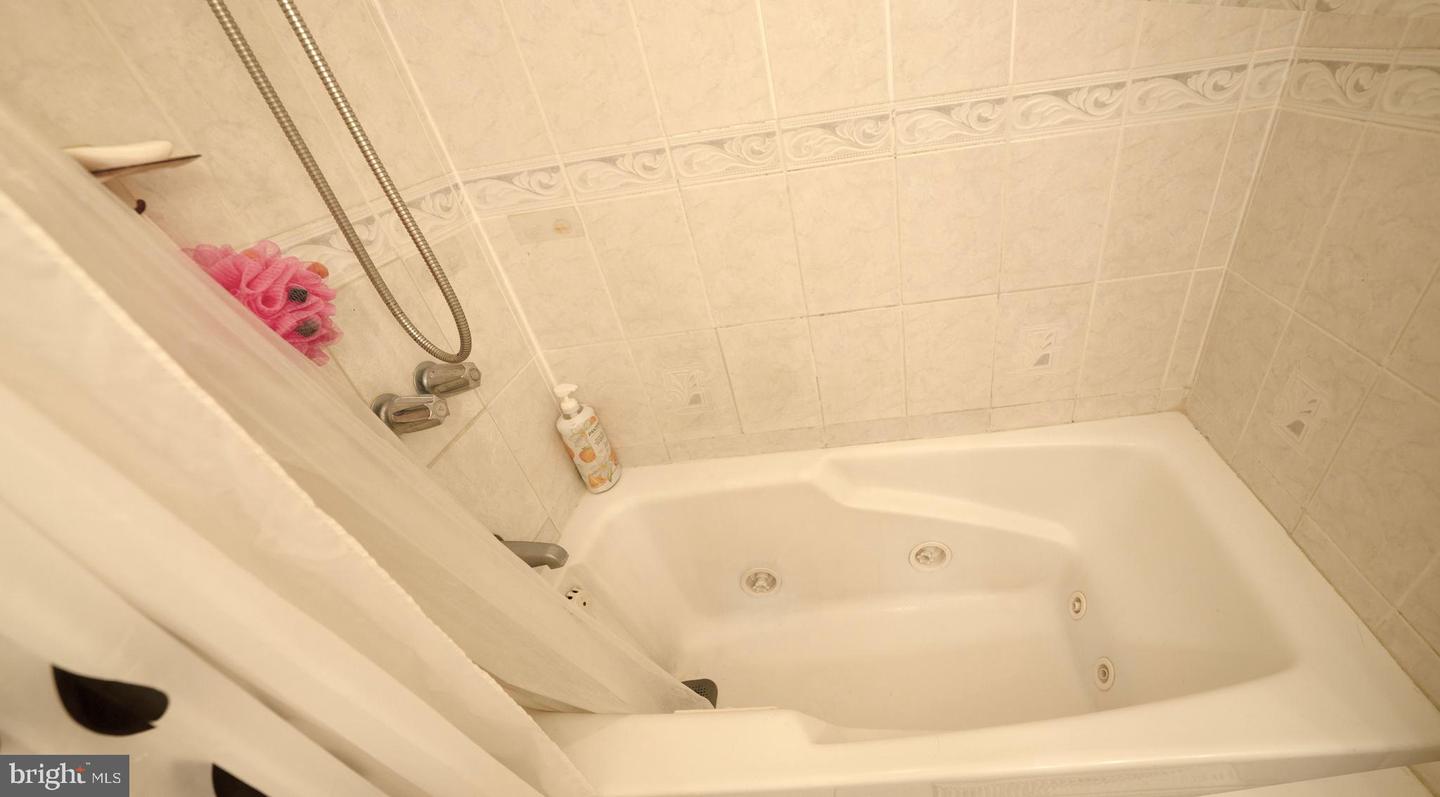 7434 DICKENSON ST, SPRINGFIELD, Virginia 22150, 4 Bedrooms Bedrooms, ,2 BathroomsBathrooms,Residential,For sale,7434 DICKENSON ST,VAFX2225362 MLS # VAFX2225362