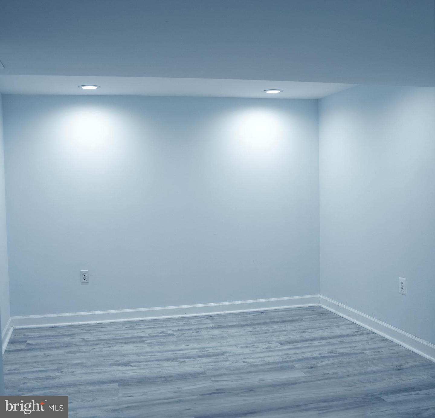 7434 DICKENSON ST, SPRINGFIELD, Virginia 22150, 4 Bedrooms Bedrooms, ,2 BathroomsBathrooms,Residential,For sale,7434 DICKENSON ST,VAFX2225362 MLS # VAFX2225362