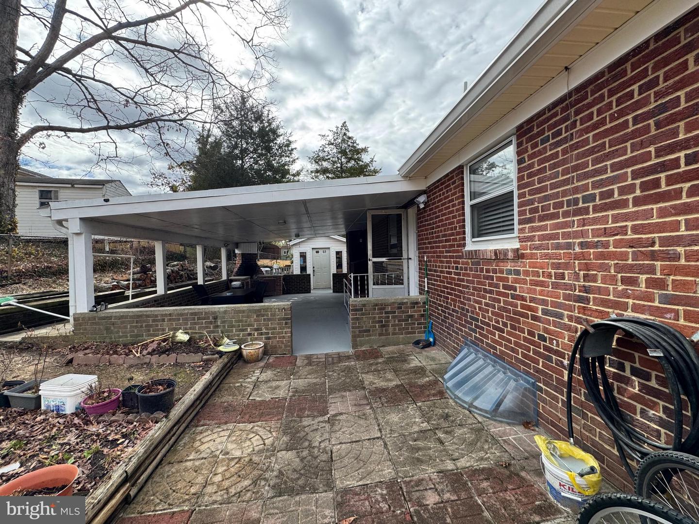 7434 DICKENSON ST, SPRINGFIELD, Virginia 22150, 4 Bedrooms Bedrooms, ,2 BathroomsBathrooms,Residential,For sale,7434 DICKENSON ST,VAFX2225362 MLS # VAFX2225362