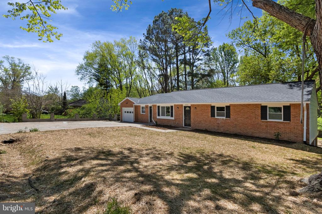 6006 CALHOUN DR, FREDERICKSBURG, Virginia 22407, 6 Bedrooms Bedrooms, ,3 BathroomsBathrooms,Residential,6006 CALHOUN DR,VASP2032112 MLS # VASP2032112