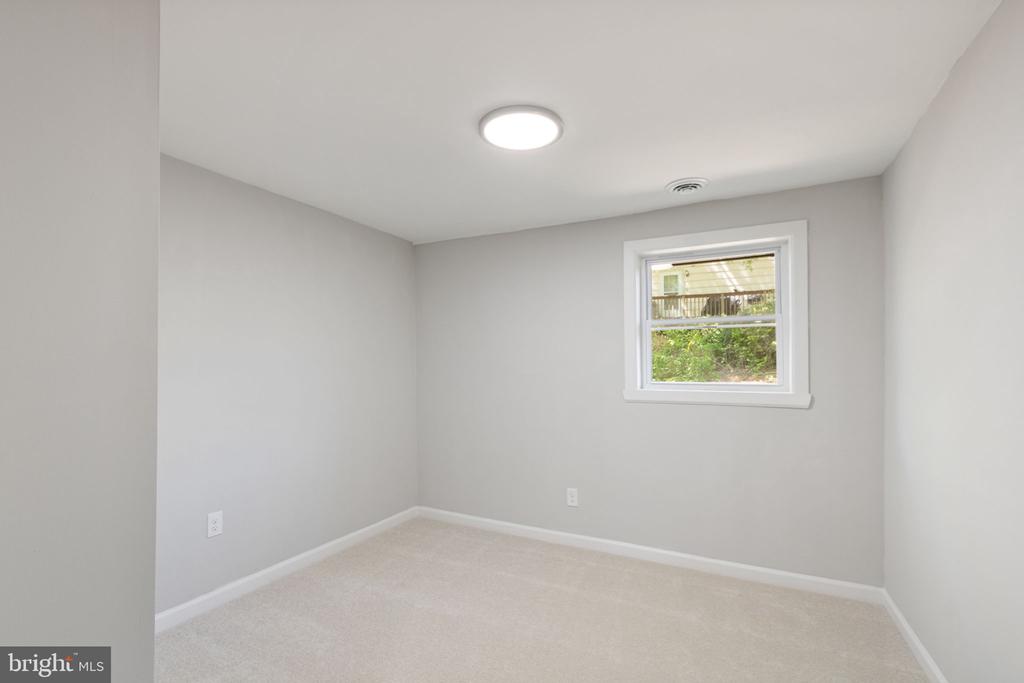 6006 CALHOUN DR, FREDERICKSBURG, Virginia 22407, 6 Bedrooms Bedrooms, ,3 BathroomsBathrooms,Residential,6006 CALHOUN DR,VASP2032112 MLS # VASP2032112
