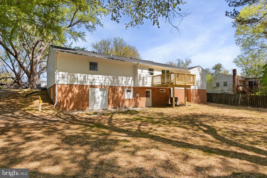 6006 CALHOUN DR, FREDERICKSBURG, Virginia 22407, 6 Bedrooms Bedrooms, ,3 BathroomsBathrooms,Residential,6006 CALHOUN DR,VASP2032112 MLS # VASP2032112