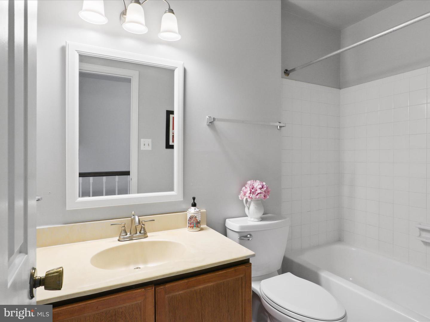 3935 KERNSTOWN CT, FAIRFAX, Virginia 22033, 3 Bedrooms Bedrooms, ,2 BathroomsBathrooms,Residential,For sale,3935 KERNSTOWN CT,VAFX2225932 MLS # VAFX2225932