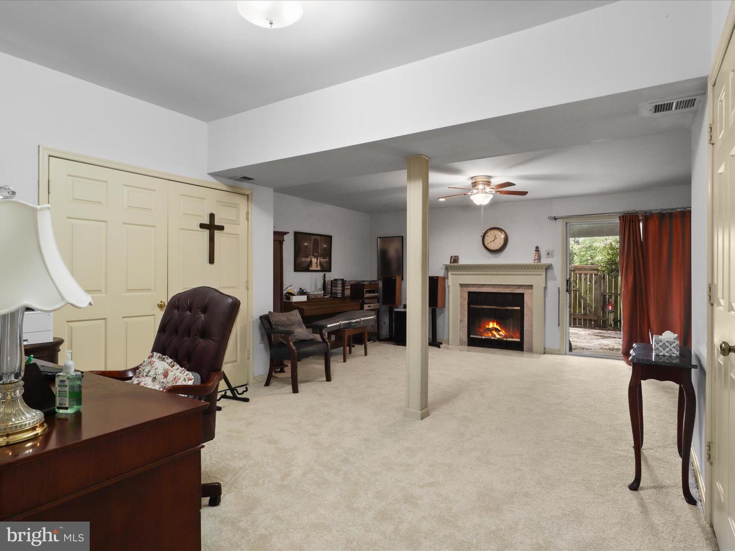 3935 KERNSTOWN CT, FAIRFAX, Virginia 22033, 3 Bedrooms Bedrooms, ,2 BathroomsBathrooms,Residential,For sale,3935 KERNSTOWN CT,VAFX2225932 MLS # VAFX2225932