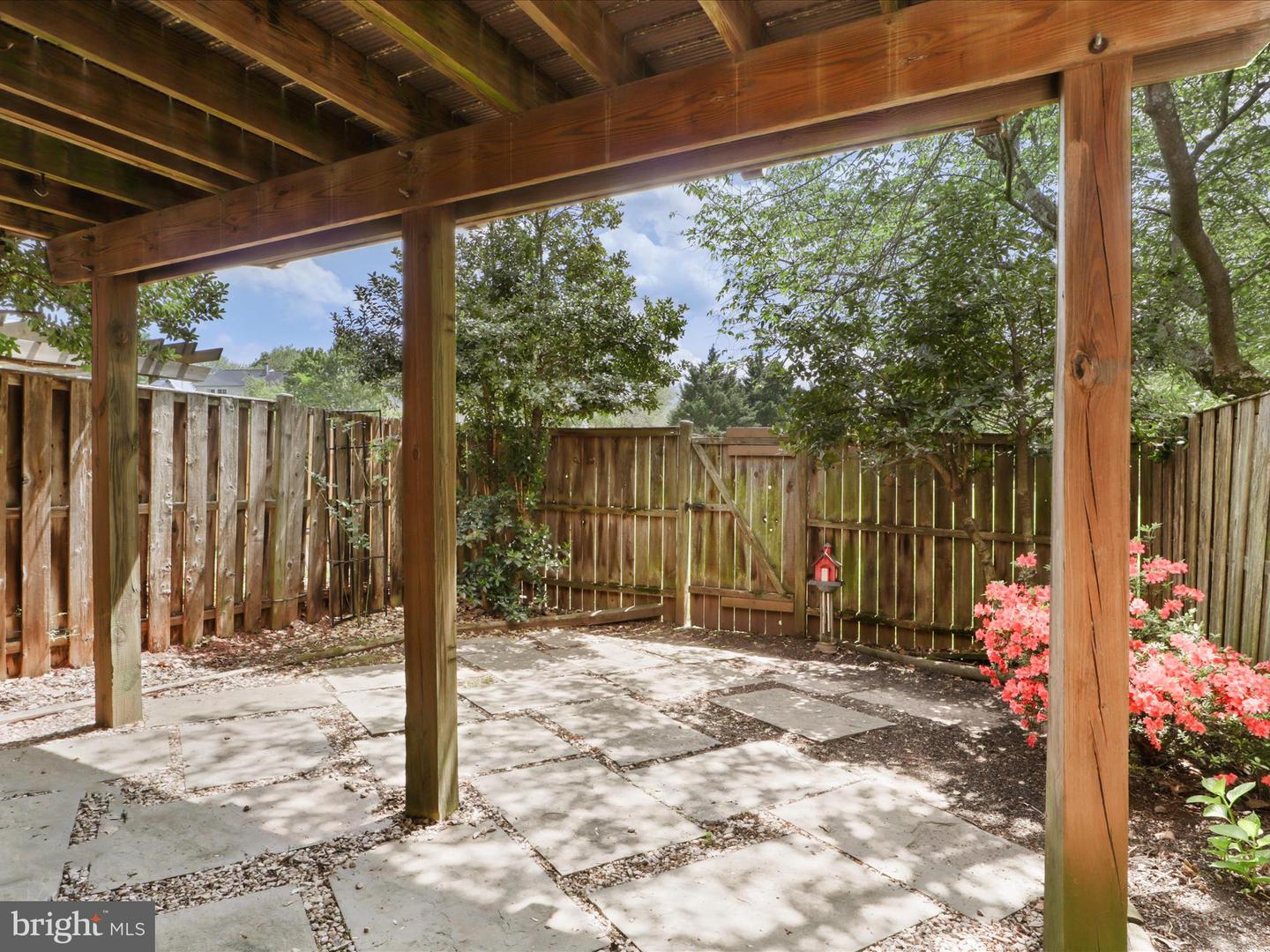3935 KERNSTOWN CT, FAIRFAX, Virginia 22033, 3 Bedrooms Bedrooms, ,2 BathroomsBathrooms,Residential,For sale,3935 KERNSTOWN CT,VAFX2225932 MLS # VAFX2225932