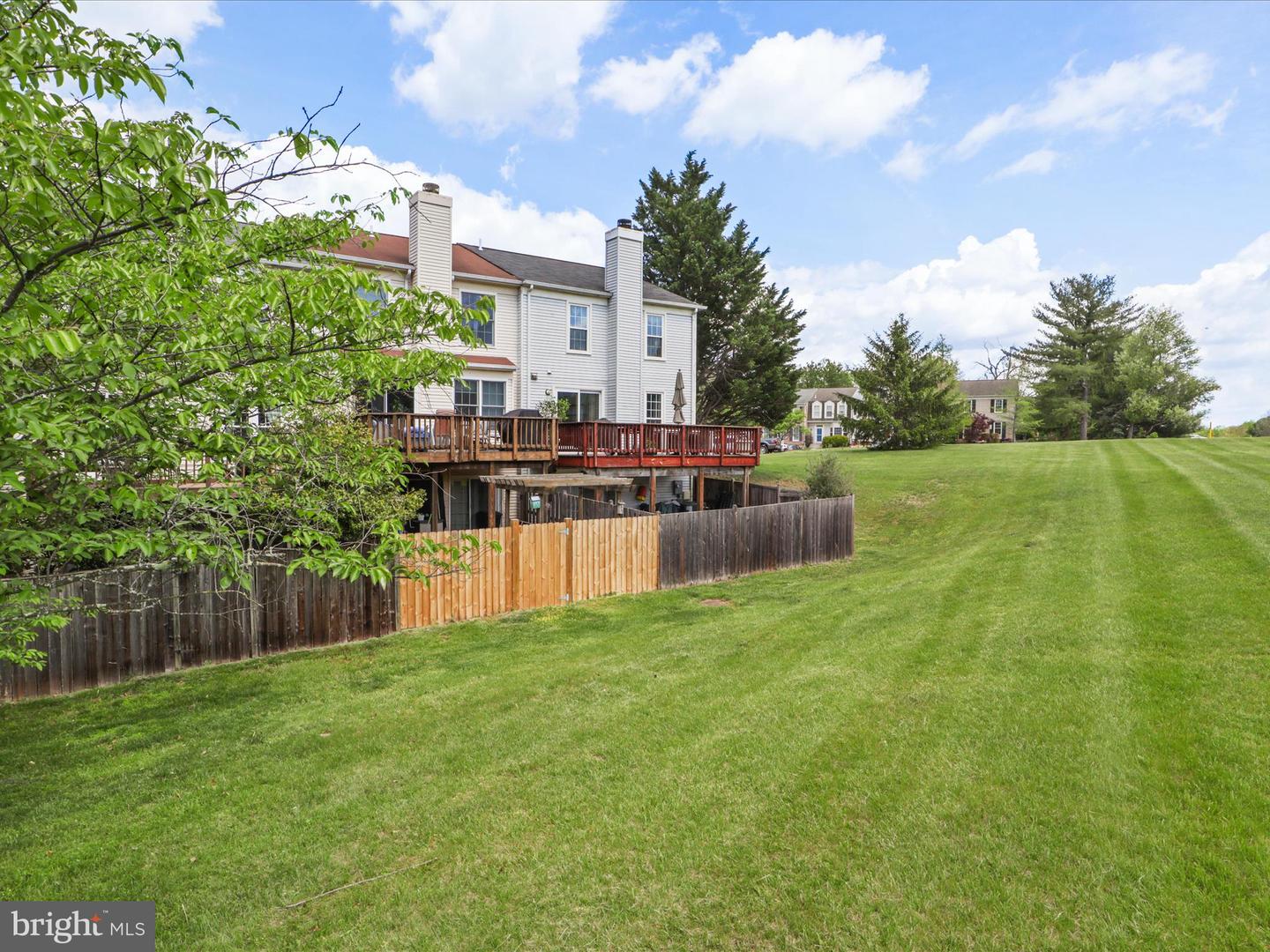 3935 KERNSTOWN CT, FAIRFAX, Virginia 22033, 3 Bedrooms Bedrooms, ,2 BathroomsBathrooms,Residential,For sale,3935 KERNSTOWN CT,VAFX2225932 MLS # VAFX2225932