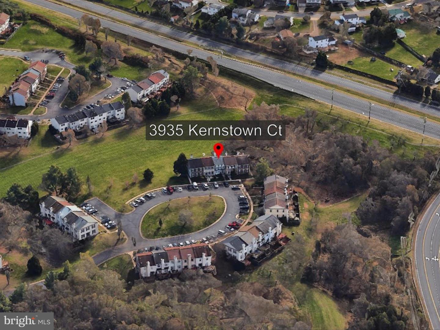 3935 KERNSTOWN CT, FAIRFAX, Virginia 22033, 3 Bedrooms Bedrooms, ,2 BathroomsBathrooms,Residential,For sale,3935 KERNSTOWN CT,VAFX2225932 MLS # VAFX2225932
