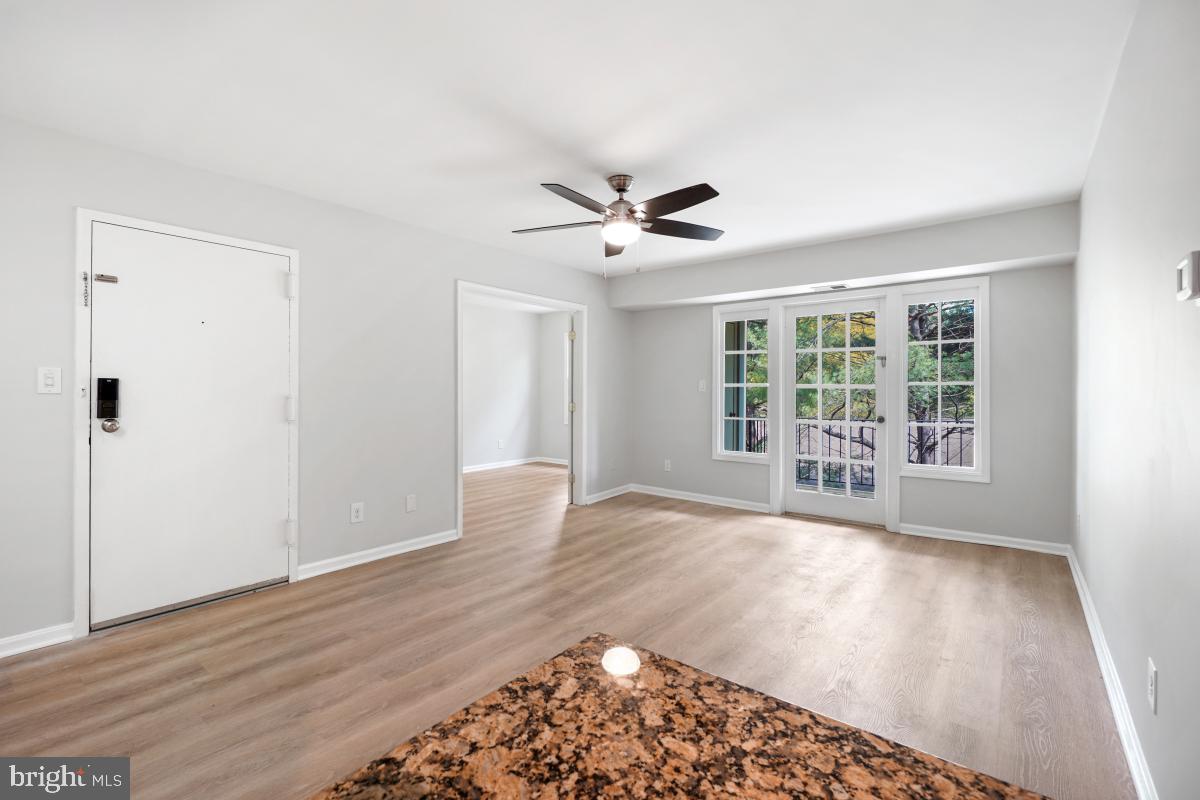 8358-H DUNHAM CT #626, SPRINGFIELD, Virginia 22152, 3 Bedrooms Bedrooms, ,2 BathroomsBathrooms,Residential,For sale,8358-H DUNHAM CT #626,VAFX2227784 MLS # VAFX2227784